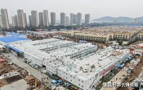 泪目 新冠肺炎天价治疗费的背后...